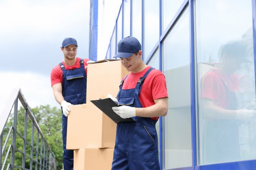 Man with van service supporting a Docklands flat move with local access planning