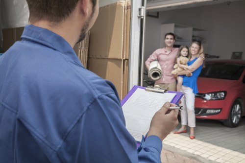 Removal company in Docklands assisting with a smooth final stage of relocation