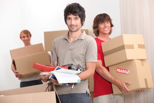 Apartment moving team working around Docklands access rules