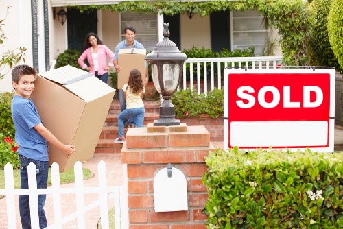 Flat removals planning for Docklands residents and tenants